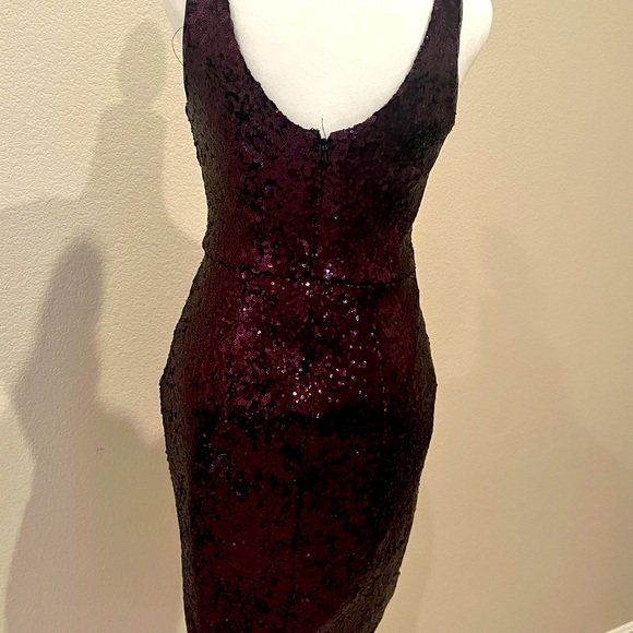 Dresses & Skirts - Burgundy sequin dress. Small.